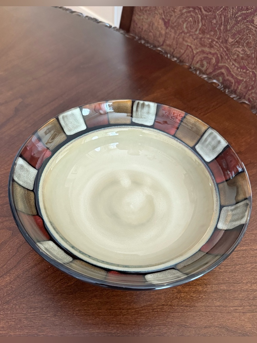 Pfaltzgraff Everyday TAOS 9.75” Round Vegetable Serving Bowl